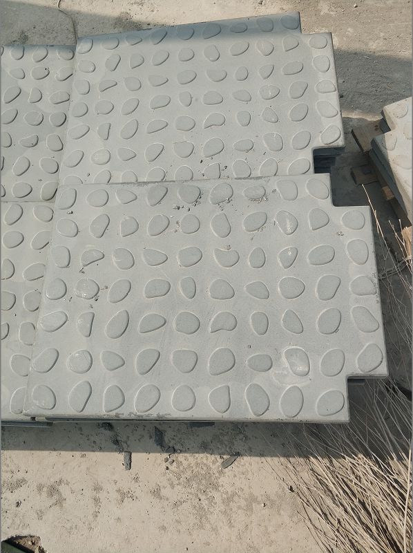 復(fù)合電纜溝蓋板角鋼邊框水平