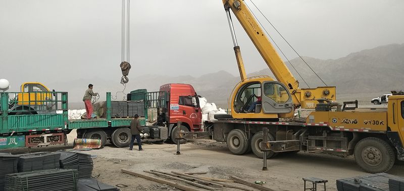 高分子電纜溝蓋板受污染的處理方法?