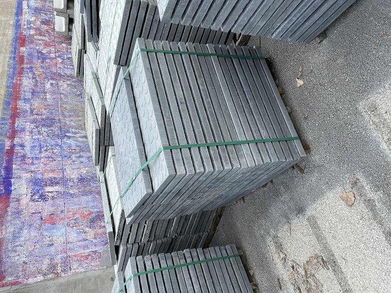 復(fù)合電纜溝蓋板越來越受歡迎