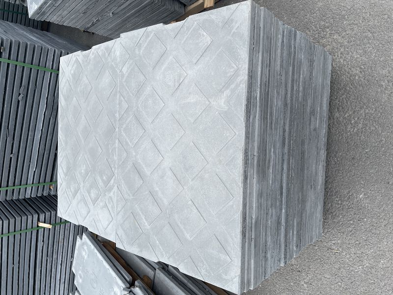 RPC電纜溝蓋板的鋪設(shè)